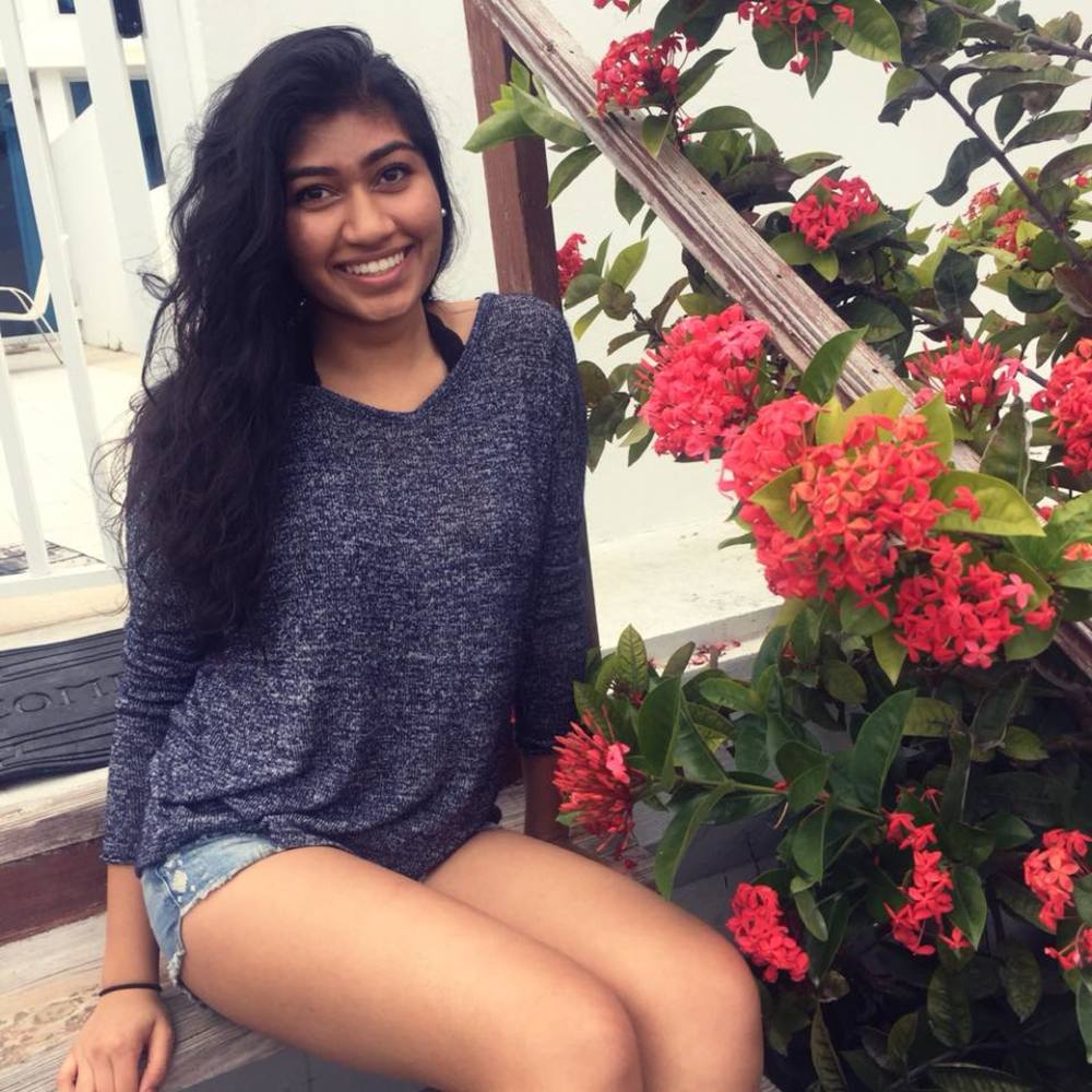 Meet your Posher, Saloni